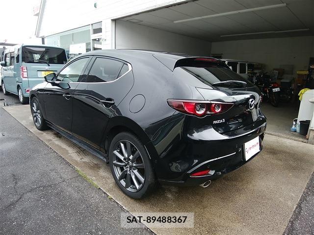 Mazda MAZDA3 2021-01 8796573-6