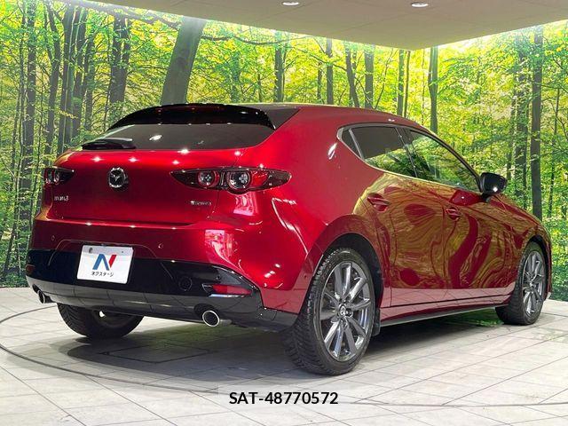 Mazda MAZDA3 2019-12 8796575-16