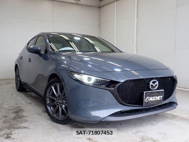 Mazda MAZDA3 2019-08 8830142-0