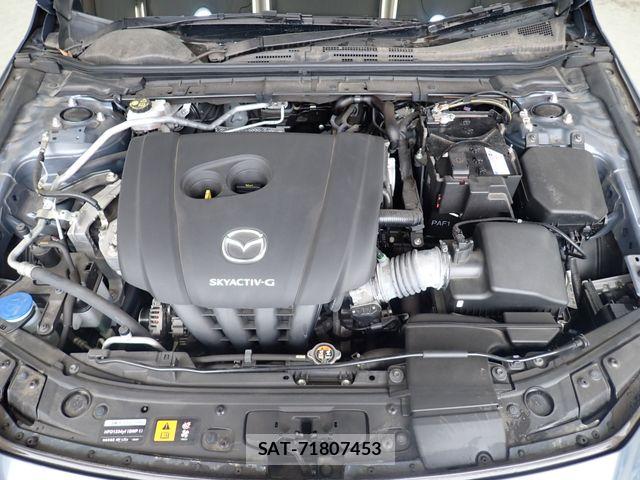 Mazda MAZDA3 2019-08 8830142-25