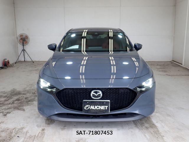 Mazda MAZDA3 2019-08 8830142-4