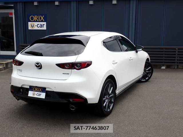 Mazda MAZDA3 2021-06 8830144-2