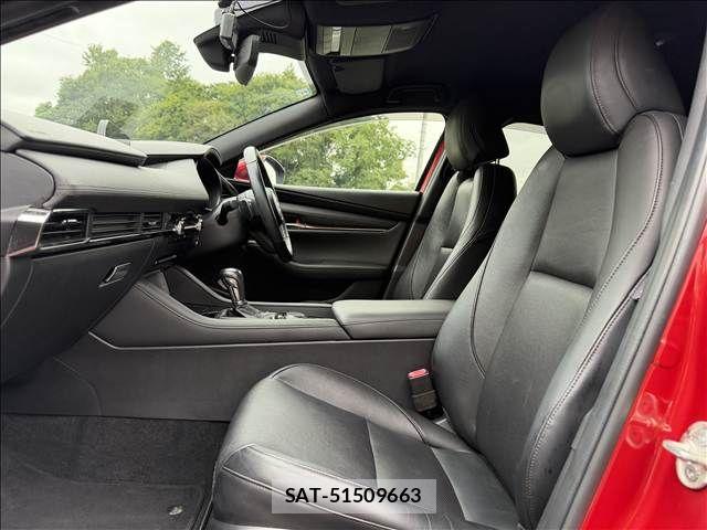 Mazda MAZDA3 2020-02 8830149-24