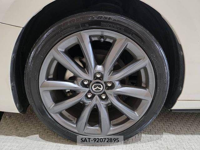 Mazda MAZDA3 2019-09 8830145-13