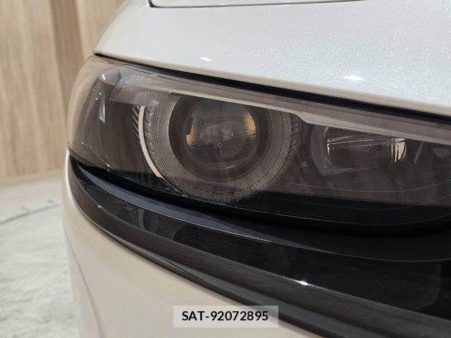 Mazda MAZDA3 2019-09 8830145-22