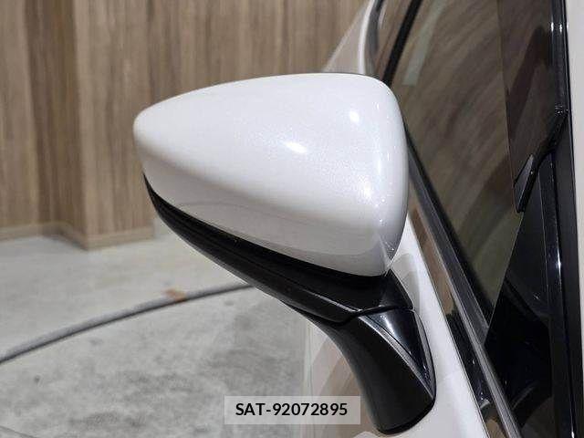 Mazda MAZDA3 2019-09 8830145-24