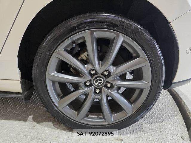 Mazda MAZDA3 2019-09 8830145-25