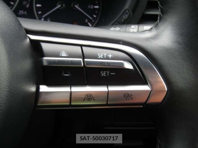 Mazda MAZDA3 2021-12 8830143-4