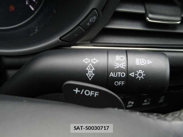 Mazda MAZDA3 2021-12 8830143-7