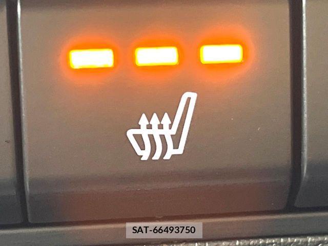 Mazda MAZDA3 2020-10 8830146-9