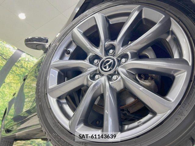 Mazda MAZDA3 2019-09 8830147-12