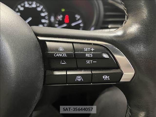 Mazda MAZDA3 2023-09 8849706-17