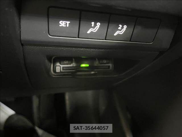 Mazda MAZDA3 2023-09 8849706-20