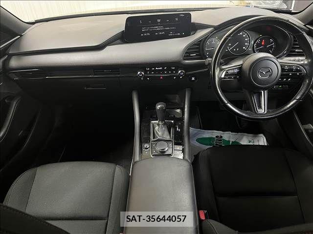 Mazda MAZDA3 2023-09 8849706-8