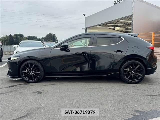 Mazda MAZDA3 2019-12 8849707-10