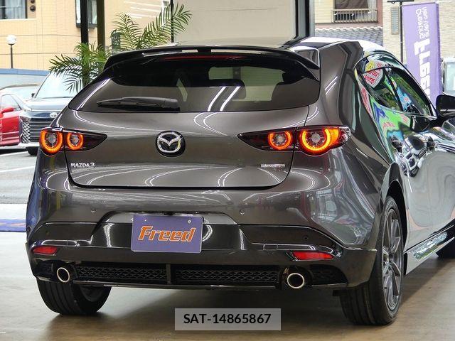 Mazda MAZDA3 2025-01 8849704-9