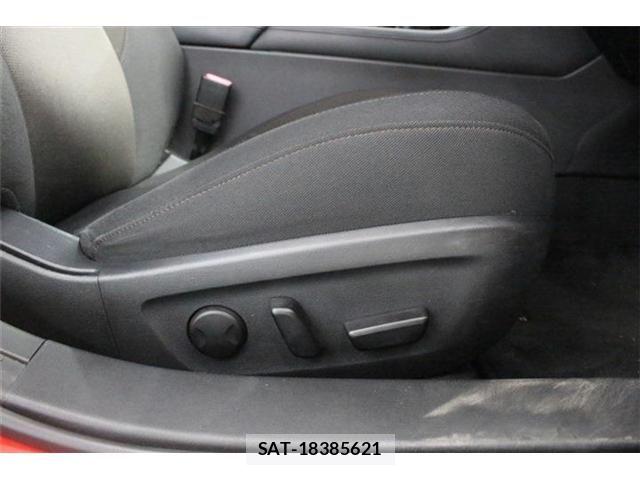 Mazda MAZDA3 2019-09 8849714-25