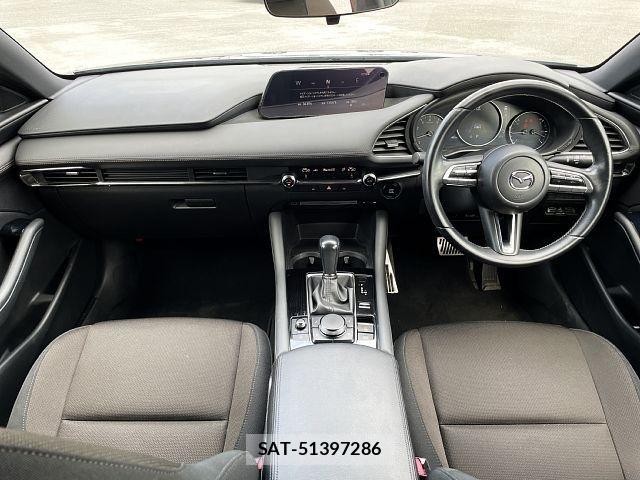 Mazda MAZDA3 2019-05 8849711-1