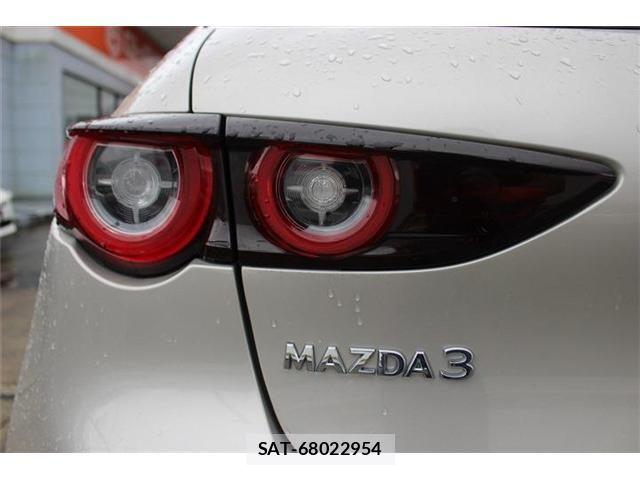 Mazda MAZDA3 2023-07 8849710-18