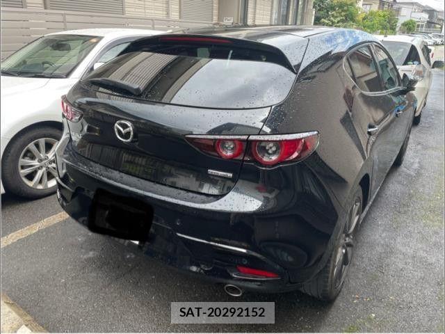 Mazda MAZDA3 2019-09 8871398-2