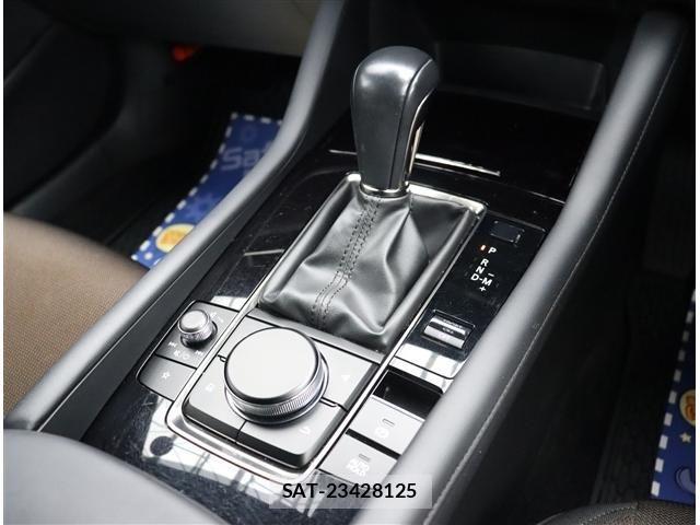 Mazda MAZDA3 2022-07 8880652-7