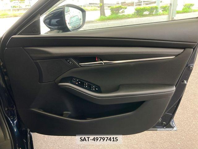 Mazda MAZDA3 2021-01 8880656-13