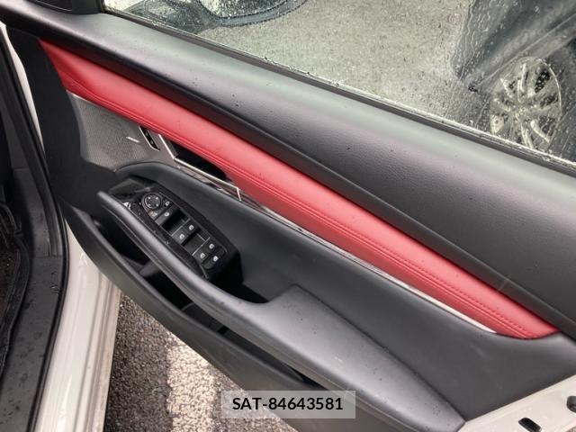 Mazda MAZDA3 2024-11 8880649-8