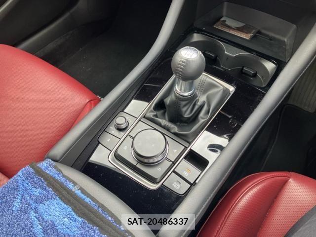 Mazda MAZDA3 2023-07 8880651-20
