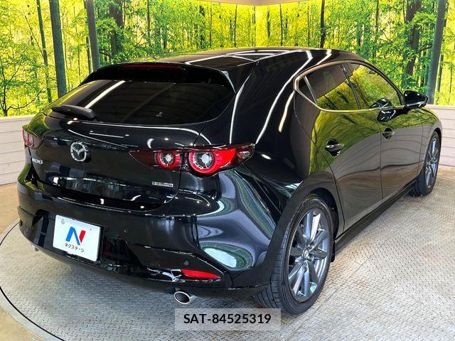 Mazda MAZDA3 2023-03 8883881-16