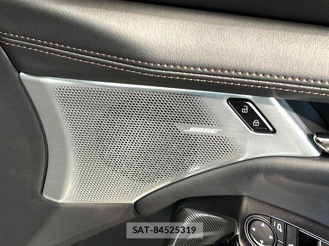 Mazda MAZDA3 2023-03 8883881-2