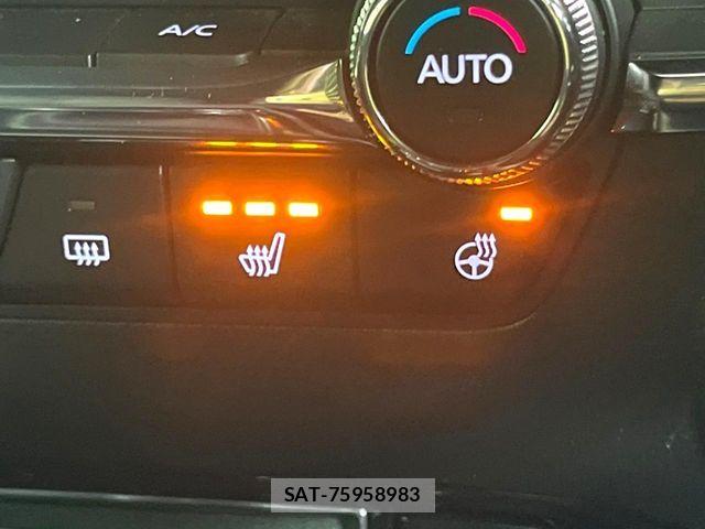Mazda MAZDA3 2019-09 8883883-7