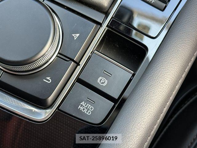 Mazda MAZDA3 2023-02 842867-10