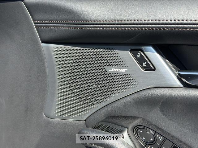 Mazda MAZDA3 2023-02 842867-16