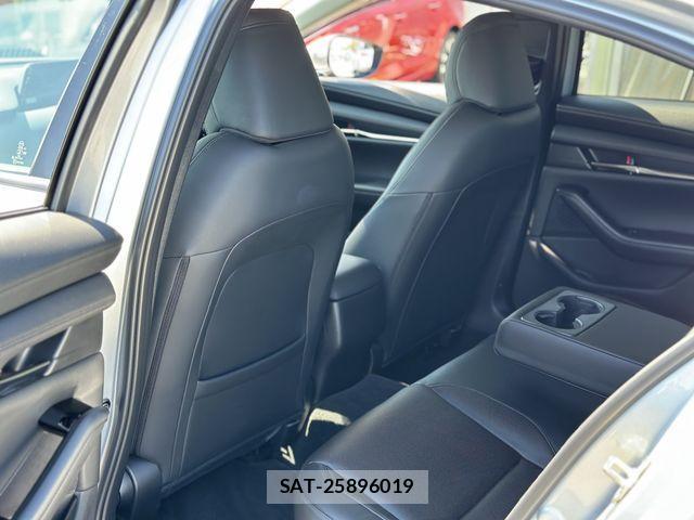 Mazda MAZDA3 2023-02 842867-19