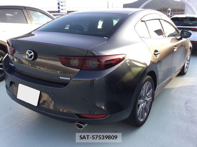 Mazda MAZDA3 2021-03 2486870-3