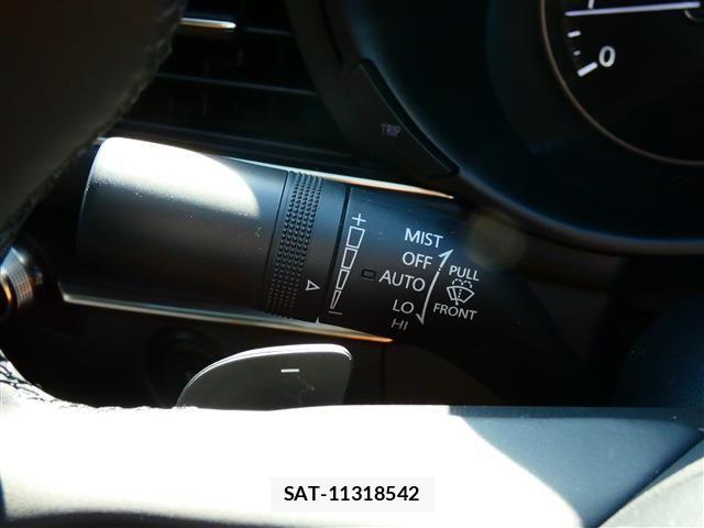 Mazda MAZDA3 2023-08 3907395-12