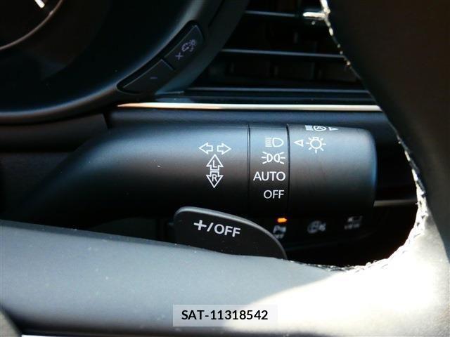 Mazda MAZDA3 2023-08 3907395-14
