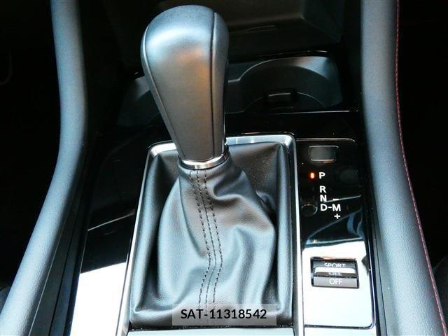 Mazda MAZDA3 2023-08 3907395-6