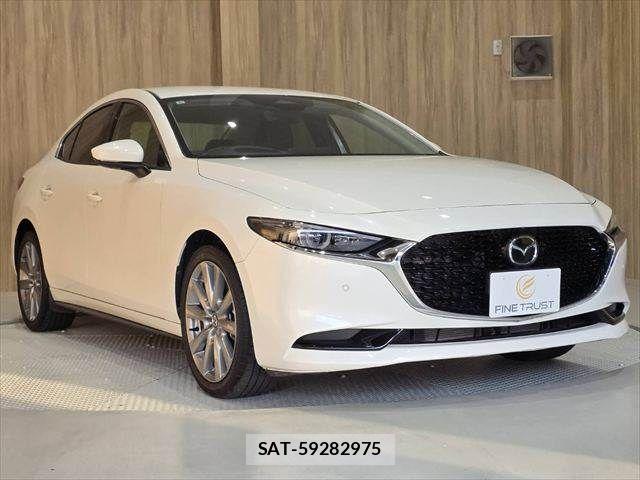 Mazda MAZDA3 2023-06 5871530-15