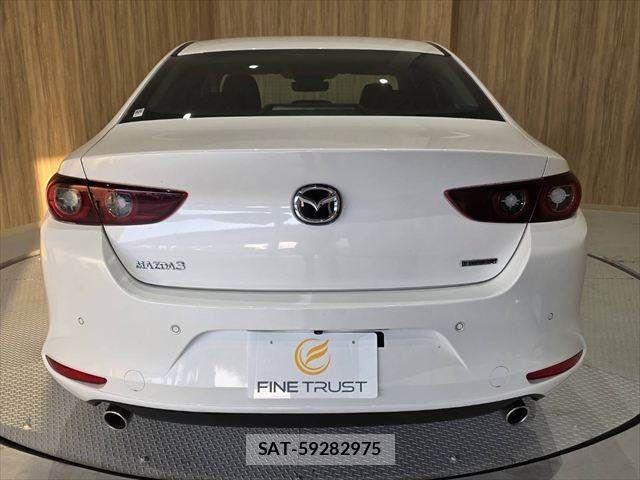 Mazda MAZDA3 2023-06 5871530-18