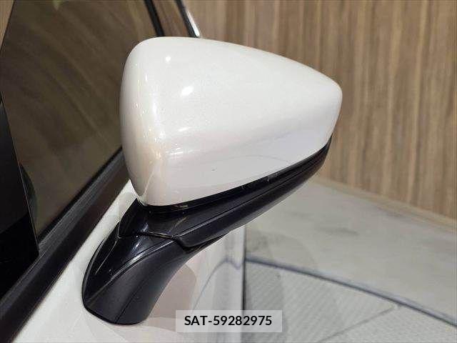 Mazda MAZDA3 2023-06 5871530-23