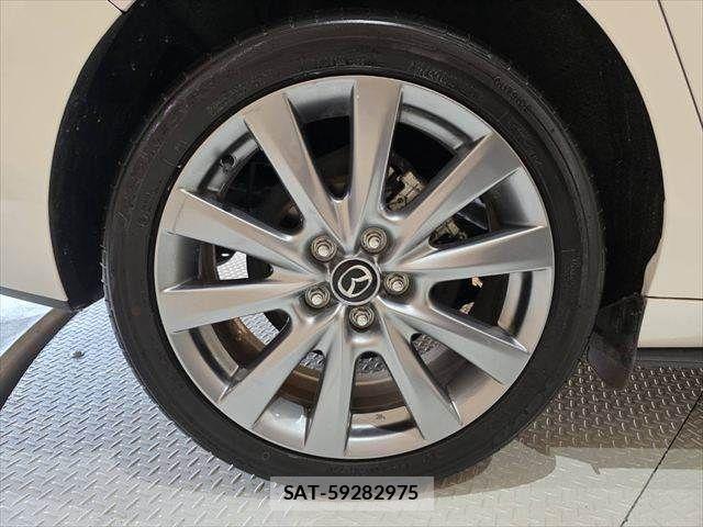 Mazda MAZDA3 2023-06 5871530-25