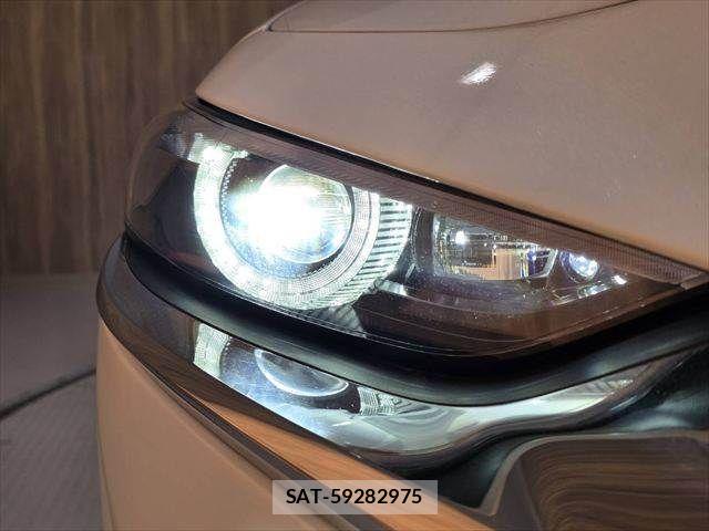 Mazda MAZDA3 2023-06 5871530-28