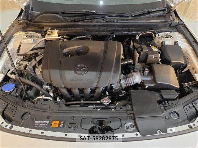 Mazda MAZDA3 2023-06 5871530-29