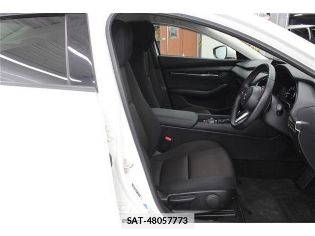 Mazda MAZDA3 2019-09 5871545-26