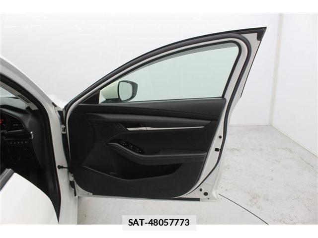 Mazda MAZDA3 2019-09 5871545-27