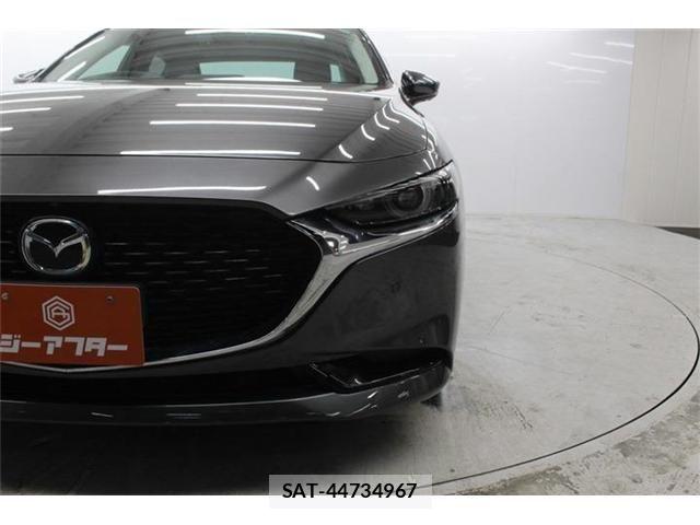 Mazda MAZDA3 2020-10 6672410-12