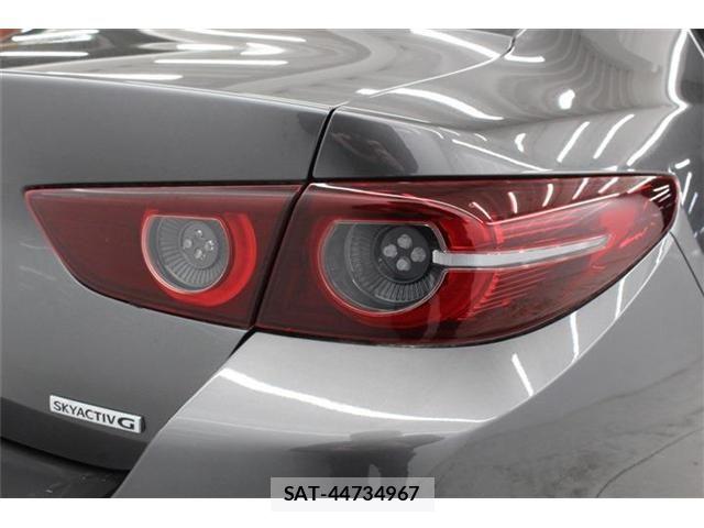 Mazda MAZDA3 2020-10 6672410-16