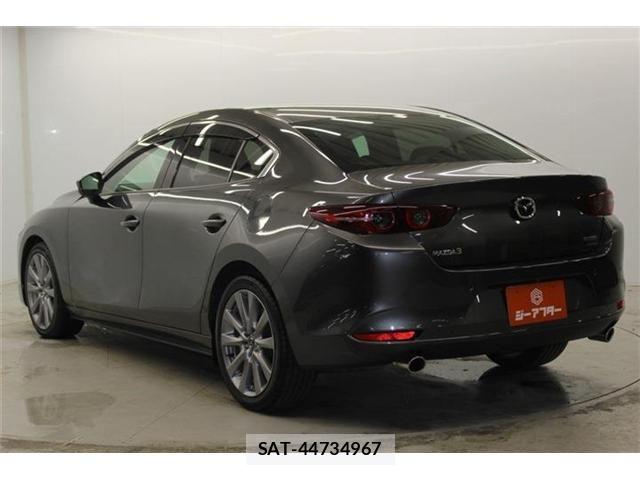 Mazda MAZDA3 2020-10 6672410-6