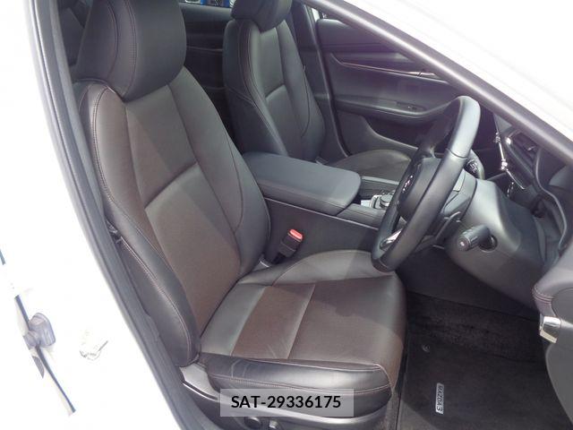 Mazda MAZDA3 2023-04 6672408-9